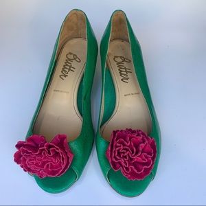 Vibrant ‘Butter’ PeepToe Italian Leather Flats, Low Wedge Heel, Scalloped Flower